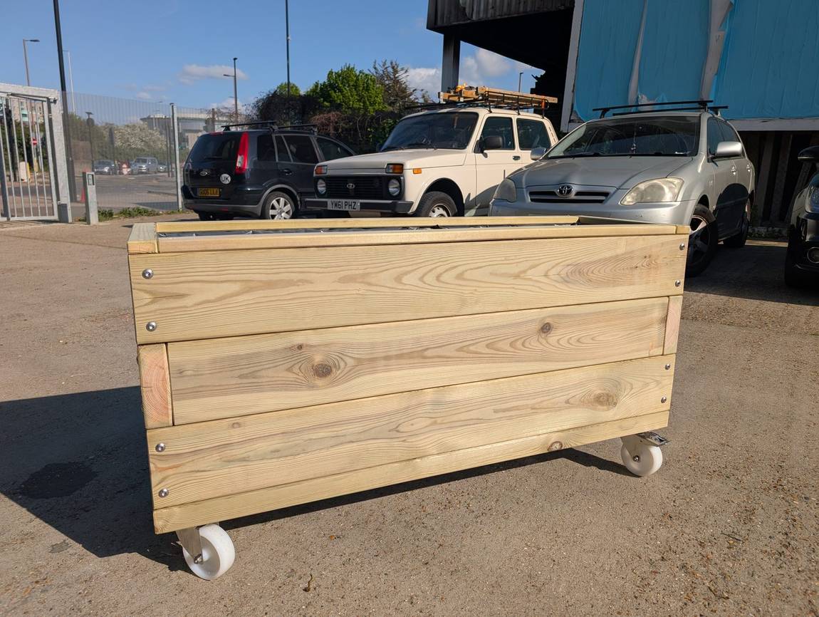 A finished planter, showing the castors and the timber construction